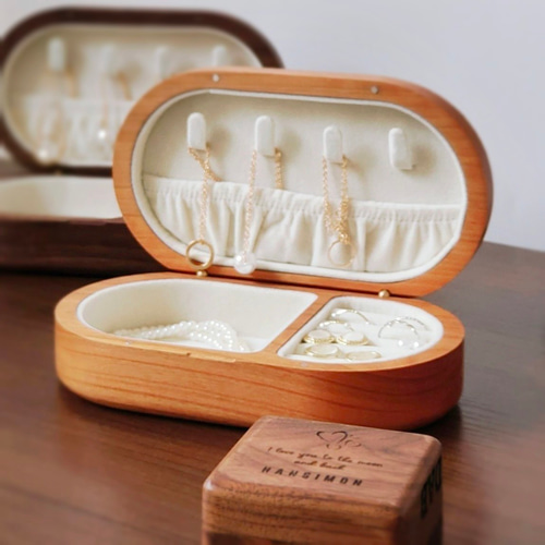 木製ジュエリーボックス、耳飾り、リング、ネックレス、ブレスレットの