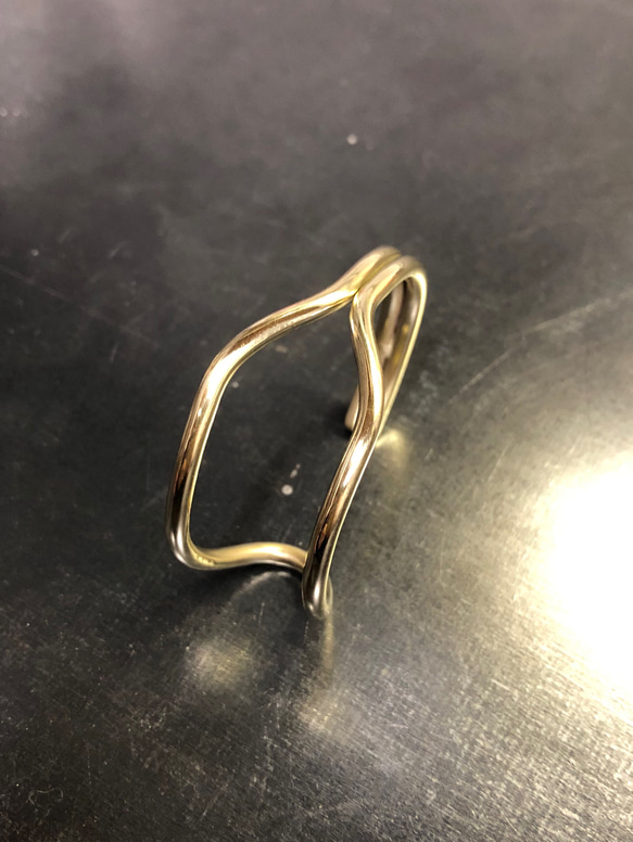 brass water drop bangle 3mm バングル ブレスレット 4枚目の画像