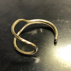 brass water drop bangle 3mm バングル ブレスレット 1枚目の画像