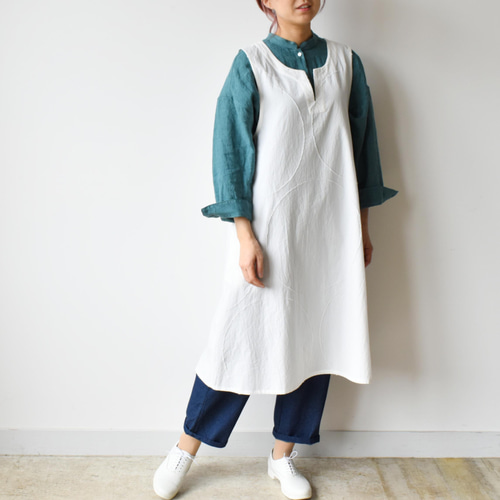 大胆なドット柄が上品なカットジャガードジャンパースカート【SOOP144S