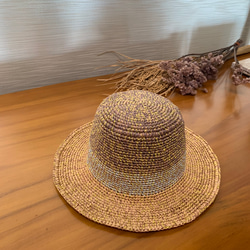 夾花系列。遮陽帽。寬帽檐紳士帽。咖/卡其/淺綠/黃。夏天草帽 第5張的照片