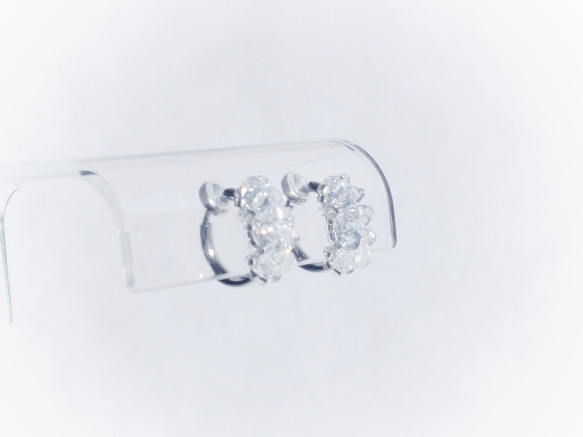 結晶+耳環（耳環）【藍影】螺絲彈簧 第2張的照片