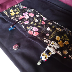 ꕤ受注製作ꕤ　送料込み　草花ボタニカル　サイドポケット　肩掛けトートバッグ 6枚目の画像