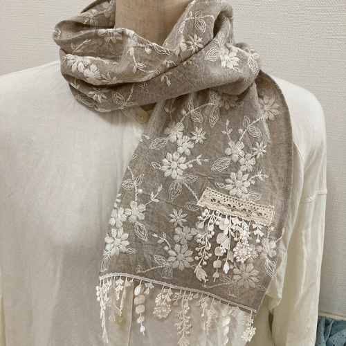 ハンドメイド◇ストールリネン生成り白の花の実リーフ刺繍フリンジ  