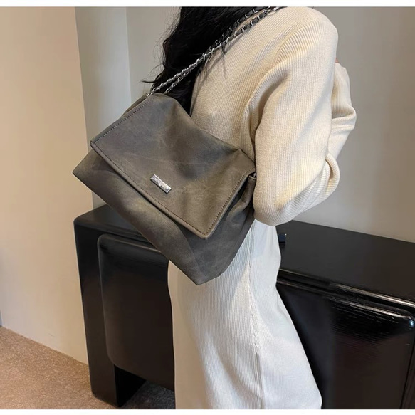 ファッションシンプル革　レディース日常用　柔らかいショルダーバッグ 3枚目の画像