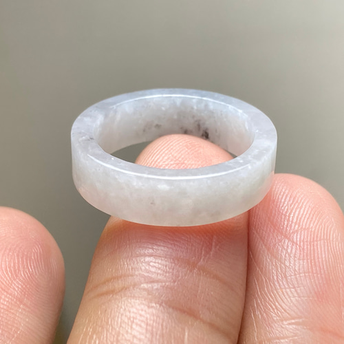 ミャンマー産天然本翡翠 くりぬきリング 10号 L5-120 美品 10.5号 ミャンマー産天然 A貨 本翡翠 くりぬき リング