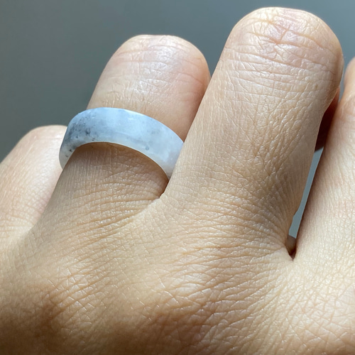 L5-120 美品 10.5号 ミャンマー産天然 A貨 本翡翠 くりぬき リング