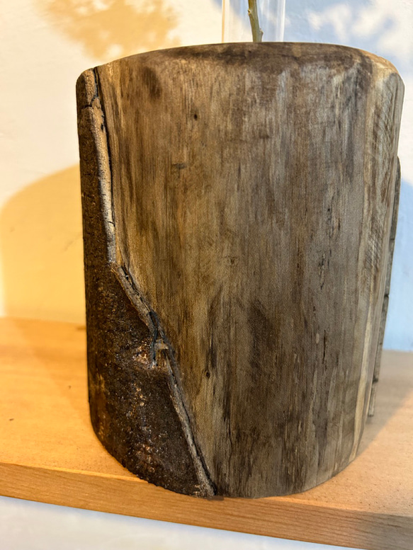 天然木の花瓶 ケヤキ 大 皮付きナチュラル No,103 6枚目の画像