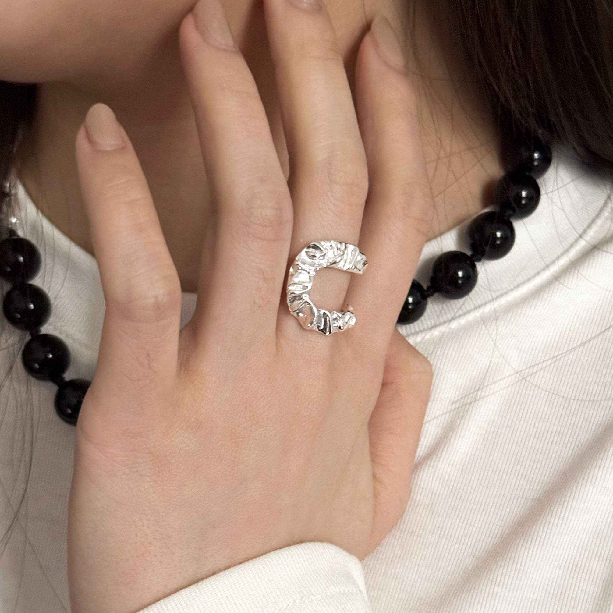 925シルバーバーU字しわ馬蹄オープンリング女性ニッチデザイン誇張個性リング