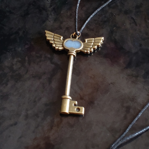 森の賢者の秘密のカギ レジンアクセサリー ネックレス・ペンダント  