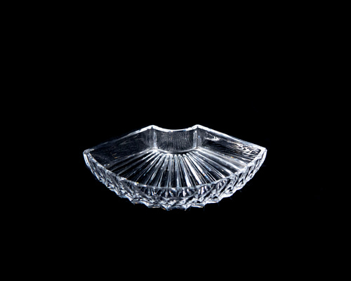 アンティーク、クリスタルガラス、貝型小サイズ 小皿 MOMOZONOARTEMODA