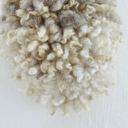 クリクリ2色の羊毛のハンギング 4枚目の画像