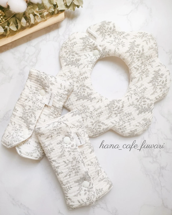 ハンドメイドスタイ　レースうさみみスタイ　しろう様 ハンドメイドスタイレースうさみみスタイしろう様