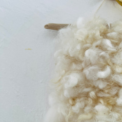 ホワイト羊毛のハンギング 3枚目の画像