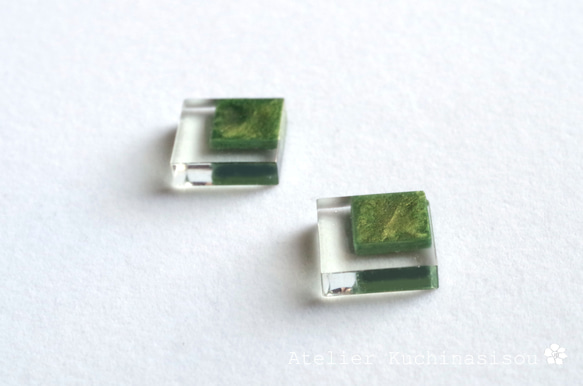 樹脂藝術金屬雙方形耳環&lt;綠色&gt; 第3張的照片