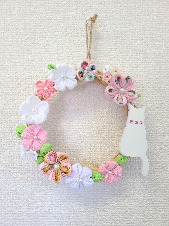 つまみ細工リース　リリー つまみ細工リース リリー Amazon.co.jp: つまみ細工リース : ホビー