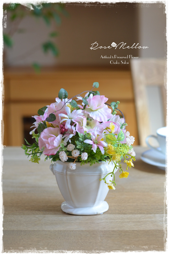 【Creema限定!早割価格】母の日ギフト・優しいピンクのデージー・スイートピー・紫陽花のふんわりラウンドアレンジ 7枚目の画像