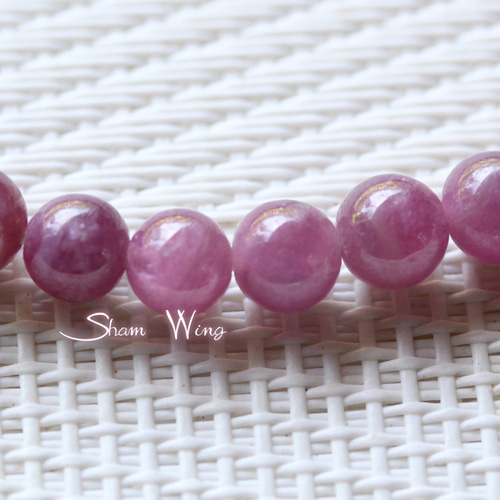 桃色の雲◆一点物✧大粒ルビーブレスレット✧14kgf ミルキークンツァイト丸玉ブレスレット11mm｜マライカ公式通販