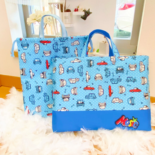 ハンドメイド オーダー レッスンバッグ 巾着 電車 のりもの 男の子 水色 ハンドメイド オーダー レッスンバッグ 巾着 電車 のりもの 男の子 水色