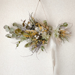 春待ち　ミモザ　白い小花とリーフの横長スワッグ ミモザとユーカリのスワッグ 横長スワッグ ミモザ ドライフラワー
