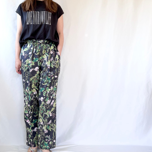 履き心地楽々♪裾上げ可能♪涼やかリラックスパンツ】柄パンツ グレー