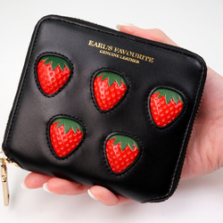 【More Strawberries Collection】ラウンドファスナー2つ折り財布（赤いちご） 3枚目の画像