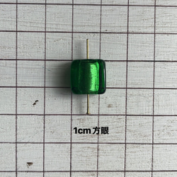 スクエアガラスビーズ（グリーン）６個 4枚目の画像