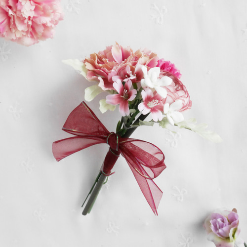 高級造花の花束　記念日　結婚祝い　インテリアミニブーケ　ピンクパープル くすみピンクのカーネーションとラナンキュラスのミニブーケ❀アーティ