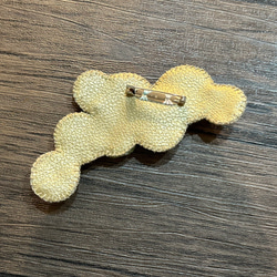 brooch 2枚目の画像