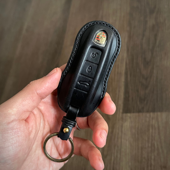 Porsche ブッテーロ（イタリア） レザーキースーツ 革製品 スマートキーケース 名入れ 革小物 991 992 第9張的照片