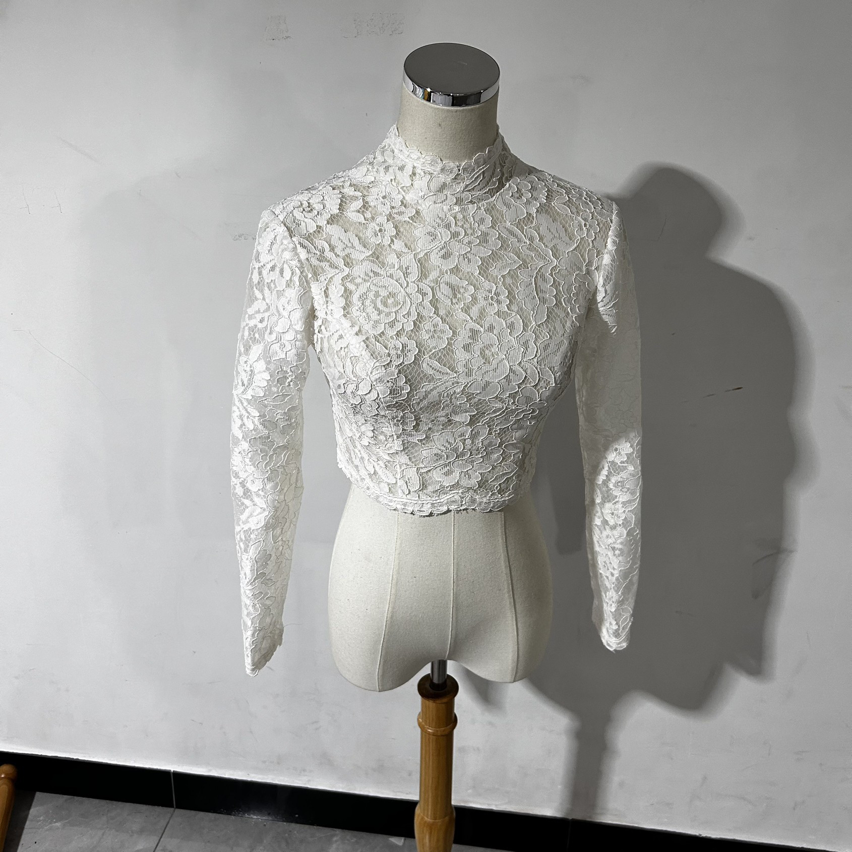 ウエディングドレス ボレロ ハイネック 3D立体レース刺繍 花嫁/ウェディングドレス/ブライズメイド/結婚式/披露宴