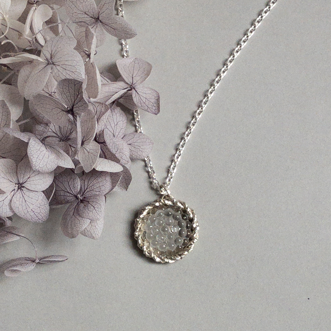 silver　ヴィンテージボタンのペンダント