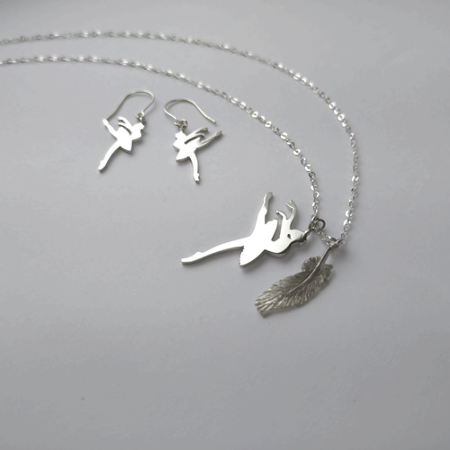 バレエ 白鳥 シルエット モチーフ ネックレス シルバー silver925