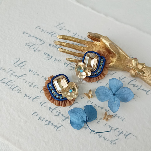 中世ヨーロッパ ドレス リボン ピアス イヤリング ピアス（スタッド