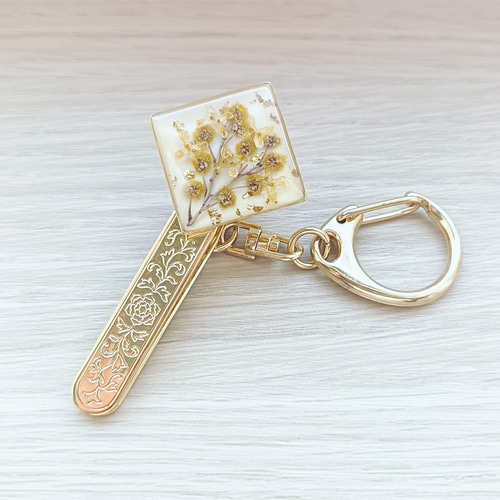 ミモザと金木犀のキークリップ〜 ドライフラワー レジン キーホルダー