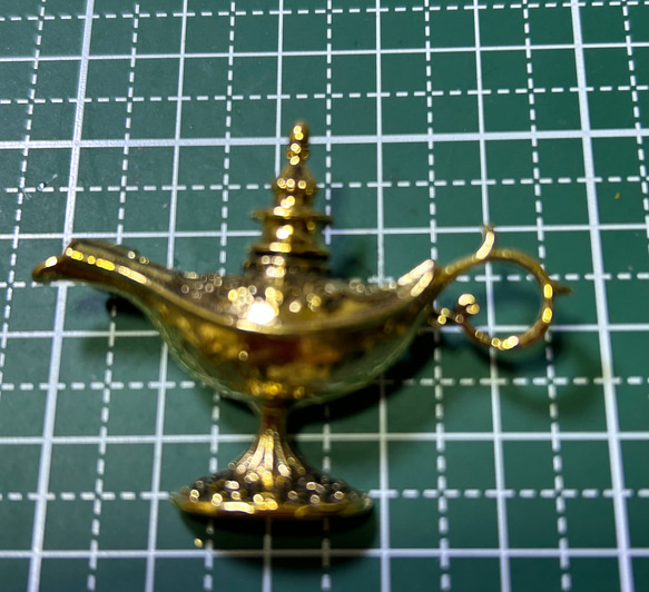 496 アラジンの魔法のランプ‼️可愛いランプブローチ(1点物)こすってみたら？、、、Ａ 9枚目の画像