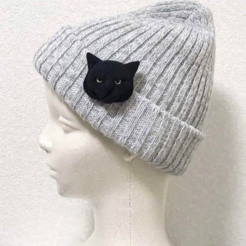 羊毛フェルト猫 黒猫ブローチ 羊毛フェルト 黒猫 猫ブローチ ハンドメイド - メルカリ