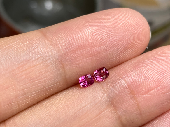 RS4-77 宝石質 明るい ローズピンク色 スピネル ミャンマー産 ルース 2枚目の画像