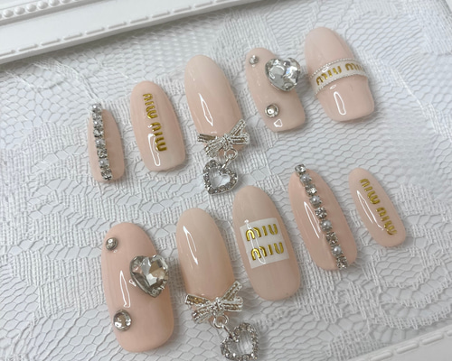 2025年最新】miumiuネイルパーツの人気アイテム - メルカリ