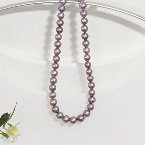 珍しいパープル系カラーの華やか淡水パールネックレス 大珠10-11mm前後 