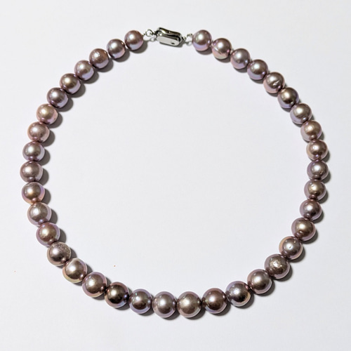 珍しいパープル系カラーの華やか淡水パールネックレス 大珠10-11mm前後 
