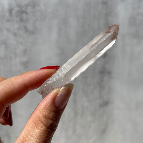 マダガスカル産【ピンククォーツ／Pink Quartz】ポイント｜タワー 鉱物