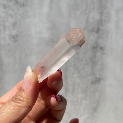 マダガスカル産【ピンククォーツ／Pink Quartz】ポイント｜タワー 鉱物