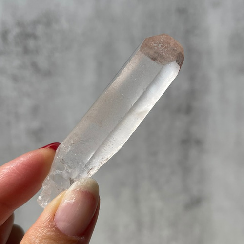 マダガスカル産【ピンククォーツ／Pink Quartz】ポイント｜タワー 鉱物