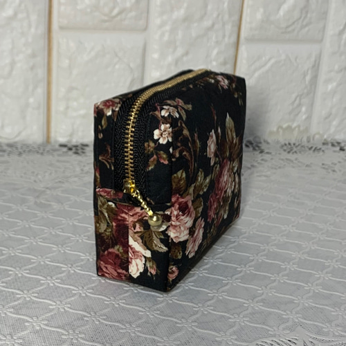 スクエアポーチ ボックスポーチ ミニ キルトゲイト薔薇 ブラック