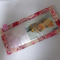 便利　スリムな長財布用カードケース　8枚収納 　薔薇柄　そのまま長財布に！ 3枚目の画像