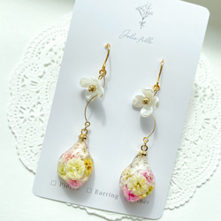 桜餅カラーの花びらピアス イヤリング 花 フラワー 1枚目の画像