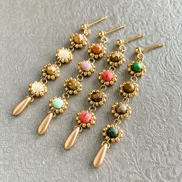 チェコ/ガラスビーズ【Antique Green＊チェコビーズチェーンピアスorイヤリング】サージカルステンレスピアス 4枚目の画像