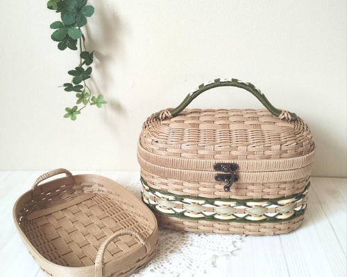 フタ付きバスケット(まる) 中トレー付き うすちゃ✕グリーン 紙バンド