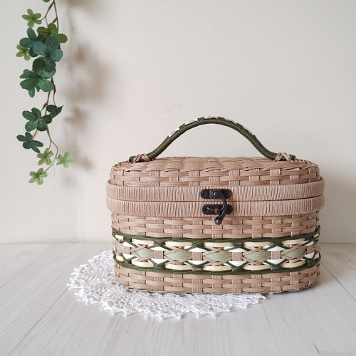 フタ付きバスケット(まる) 中トレー付き うすちゃ✕グリーン 紙バンド